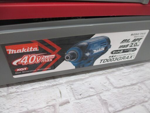 マキタ makita TD003Ｄ インパクトドライバ 中古美品 バッテリ40V 2.0Ah二個/充電器 【ハンズクラフト宜野湾店】