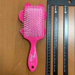 ヘアブラシの画像