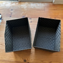 取引中　
カゴ2個の画像