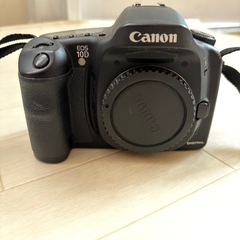 カメラ　一眼レフ　ボディのみ　の画像