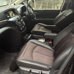 【値下げしました】日産エルグランド　車検2年付きの画像