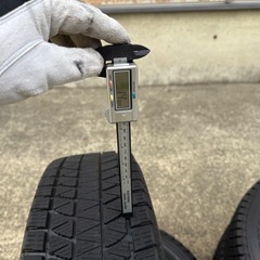 ブリザック DM-V3 215/70R16 の画像