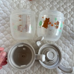 哺乳瓶とマグマグセットの画像