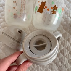 哺乳瓶とマグマグセットの画像