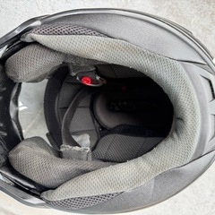 アライ　ヘルメットの画像