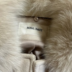 ロイヤルパーティコートの画像