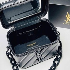 【激レア！非売品】イヴサンローラン ヴァニティポーチの画像