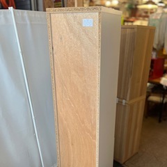 食器棚 ホワイトキャビネット 白 スリムラック キッチン 脱衣所 収納 棚 キッチンキャビネット ガラス扉収納 薄型 スキマ 隙間 収納棚 扉付き収納 シンプル ラック 白家具 white cabinet glass door kitchen cabinet pantry slim shelf kitchen storage cupboard tall narrow storage シェルフ 家具収納の画像