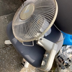 かべかけ扇風機の画像