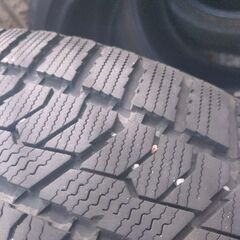 🔶短期出品！スタッドレス！205.50.17！まあまあバリ山！2本のみ！2023年に購入の画像