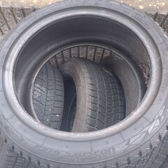 🔶短期出品！スタッドレス！205.50.17！まあまあバリ山！2本のみ！2023年に購入の画像
