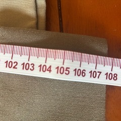 男性用のズボンの画像