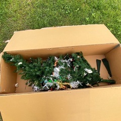 クリスマスツリー170cm中古、平成初期感、専用の箱無しの画像