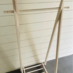 木製 ポールハンガーの画像