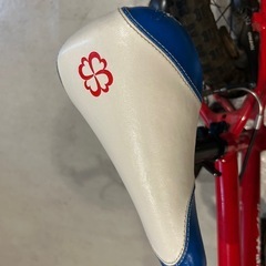 ヨツバサイクル ヒーローレッド 14インチの画像