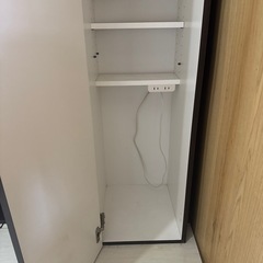 スティック掃除機用の棚の画像