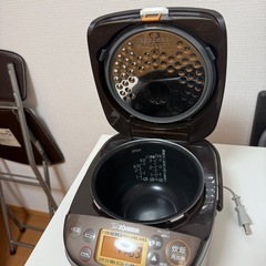 【11/5正午まで】炊飯器 象印の画像