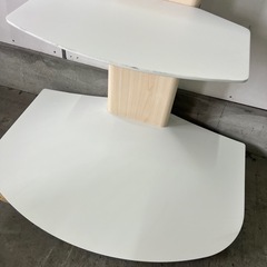 壁掛けテレビ台の画像