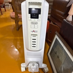 DeLonghi デロンギ ドラゴンデジタル オイルヒーター の画像
