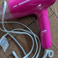 ヘアドライヤーの画像