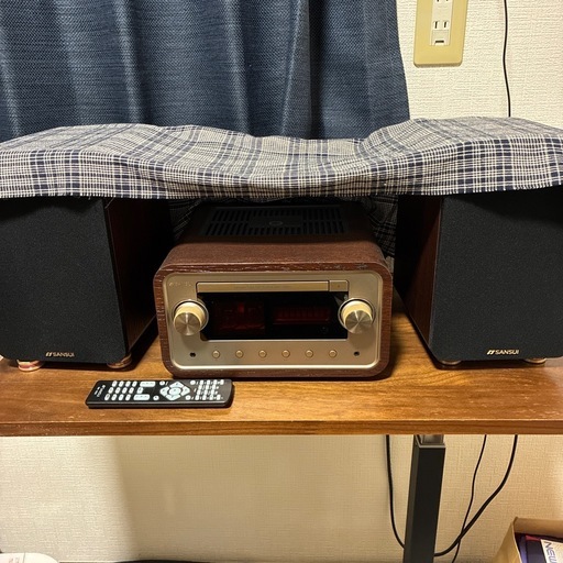 格安で良い音です。SANSUI 真空管ハイブリッドアンプ搭載CDステレオシステム SMC-300BT ブラウン　新品9万円の品