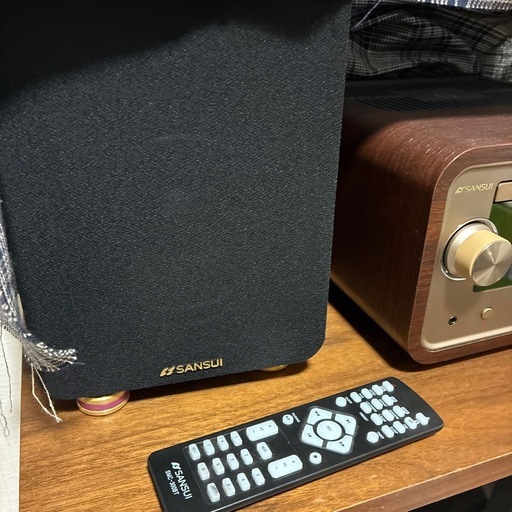 格安で良い音です。SANSUI 真空管ハイブリッドアンプ搭載CDステレオシステム SMC-300BT ブラウン　新品9万円の品　