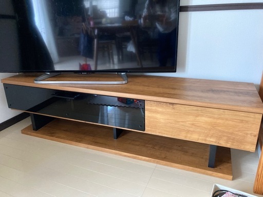 決定]引き取りに来れる方希望です テレビ台