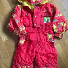 子供用スキーウエアーの画像