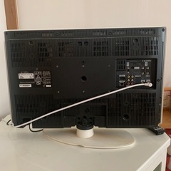 テレビ台と26型テレビセットですの画像