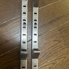 壁面収納　支柱２本　棚受（小）8個の画像