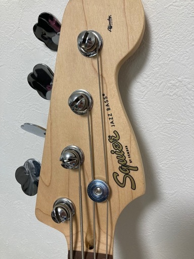 【急募】【美品】 【値引き交渉可能】Fender Jazz Base Squierスクワイア  