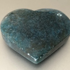 ブルーカルサイトハート型+台座の画像