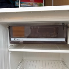 日立 ビンテージ冷蔵庫R-8Tの画像