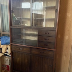 昭和の食器棚の画像