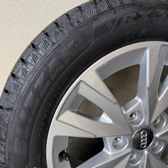 BLIZZAK VRX3 205/55R16 16インチアウディA3の画像