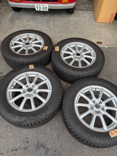 225/65R17  ブリヂストンDM-V3