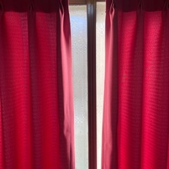 カーテン ピンク色 2枚セットの画像