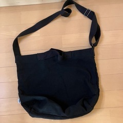 バンズ　ショルダーバックの画像