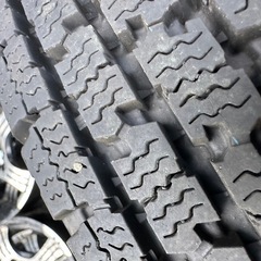 145R12 ホイール付きスタッドレス　トーヨータイヤの画像