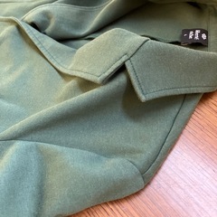 K2511-032 liberte riche ジャケット Lサイズ グリーン 毛玉ありの画像
