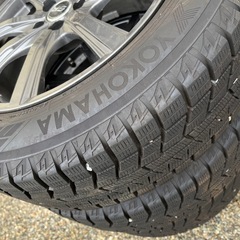 スタッドレスタイヤの画像