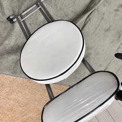 折りたたみ椅子の画像