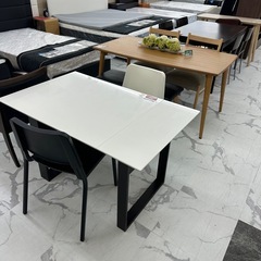 伸長式ダイニングセットテーブル＋チェア２つ🌸120cmと92cmに変わります！の画像