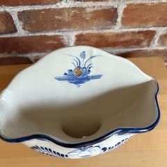 美品！おしゃれなプランター　フラワー　陶器の画像