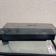 GEX 60センチ枠付きガラス水槽　2台セット　上部フィルターの画像