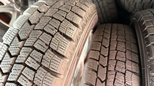 ⛄️すぐ履ける！！軽自動車　155/65R14 スタッドレスタイヤ　アルミホイール付きバリ溝（国産タイヤ）