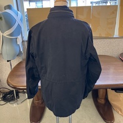 K2511-033 PLUS ONE ミリタリージャケット M-65 Lサイズ ブラック 色あせ、毛玉ありの画像