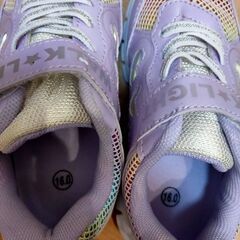 歩くと光る子供靴 16cm 室内試しばきのみの画像