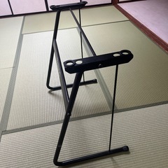 電子オルガンの台の画像