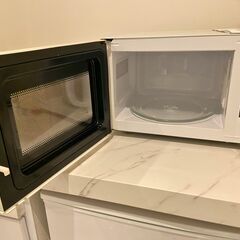 【美品】ヤマゼン　 電子レンジ(東日本50Hz専用) ホワイト MW-D196(W)5の画像